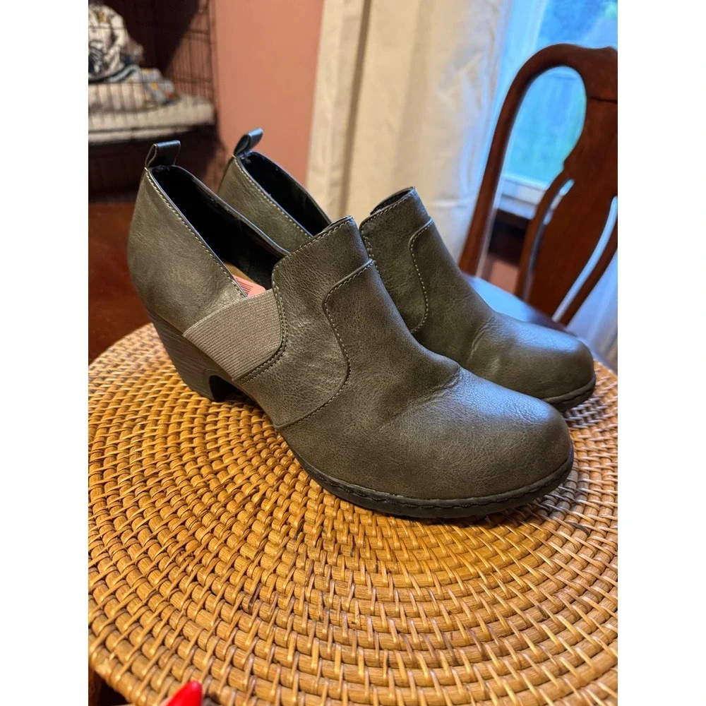 Croft & Barrow Ortholite Olive Green Wedge Ankle Boots Womens 8 Round Toe Bootie